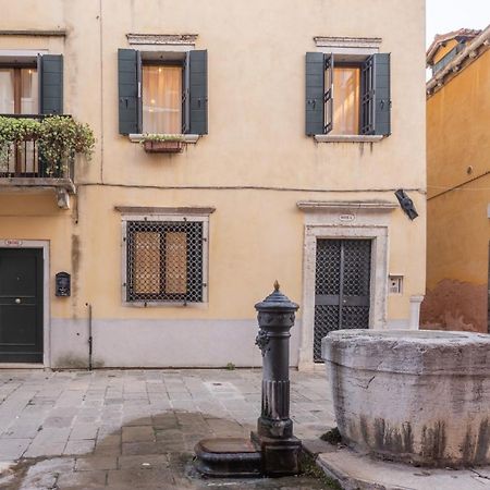 Accademia Apartments R&R Venice Luaran gambar