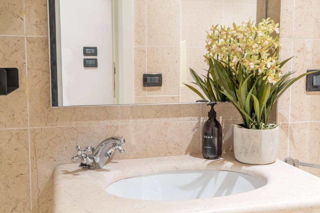 Accademia Apartments R&R Venice Luaran gambar
